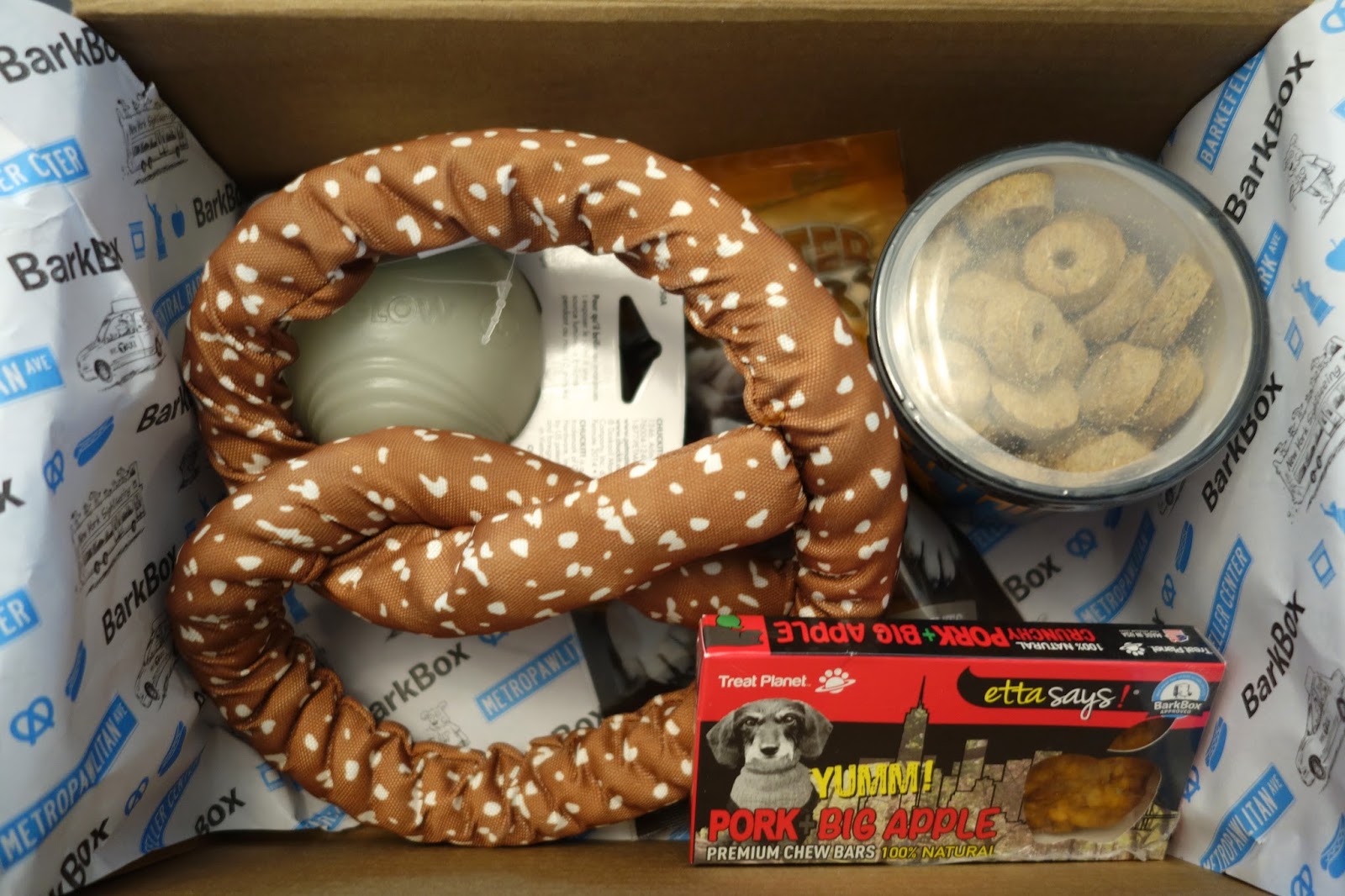 Subscribe BarkBox Pop.Bop.Shop