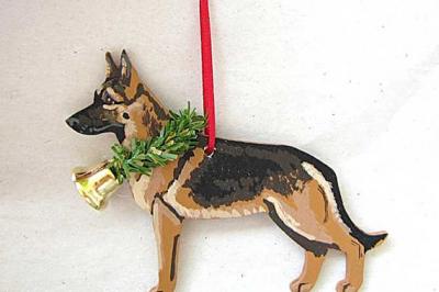 Photo of dog ornaments from TwoCorgisStudio on Etsy.